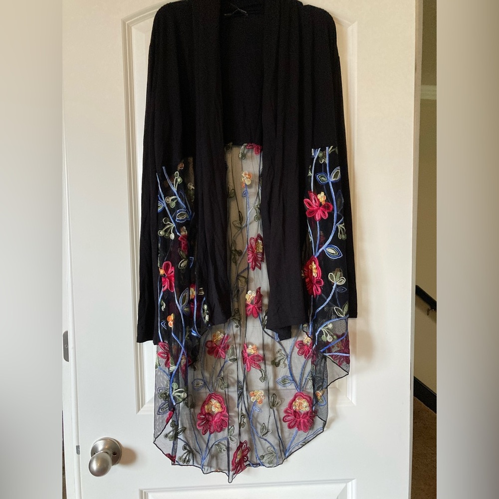 Women’s black duster
